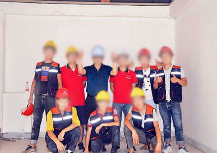 仲子路智能：烈日下的关怀与坚守